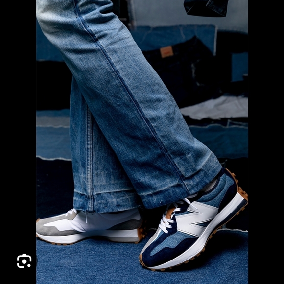 NWT new balance x Levi's 327 sneakers 👟 - Picture 1 of 17